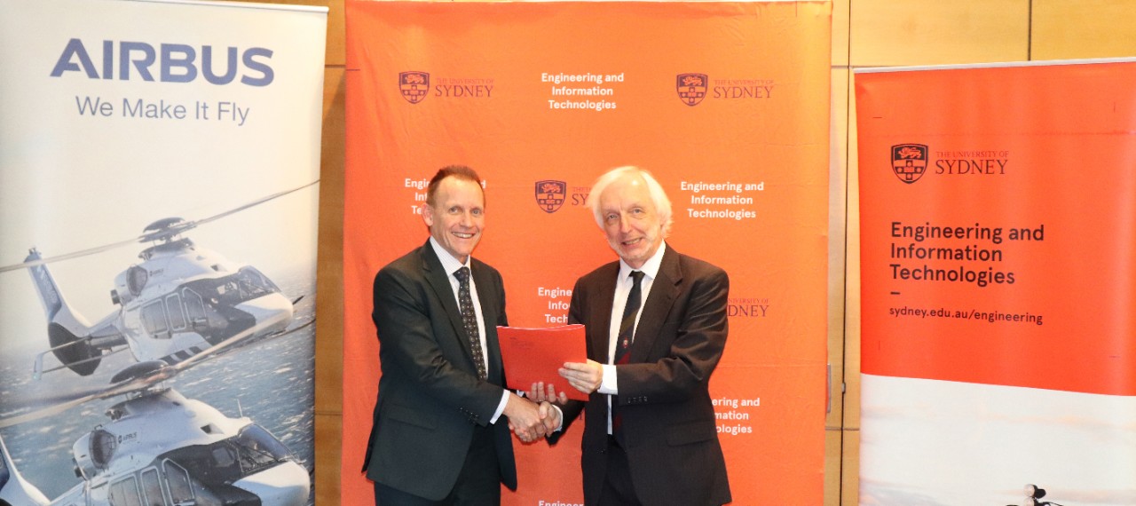 Airbus, Engineering IT, Dean and Vice-President signing MOU