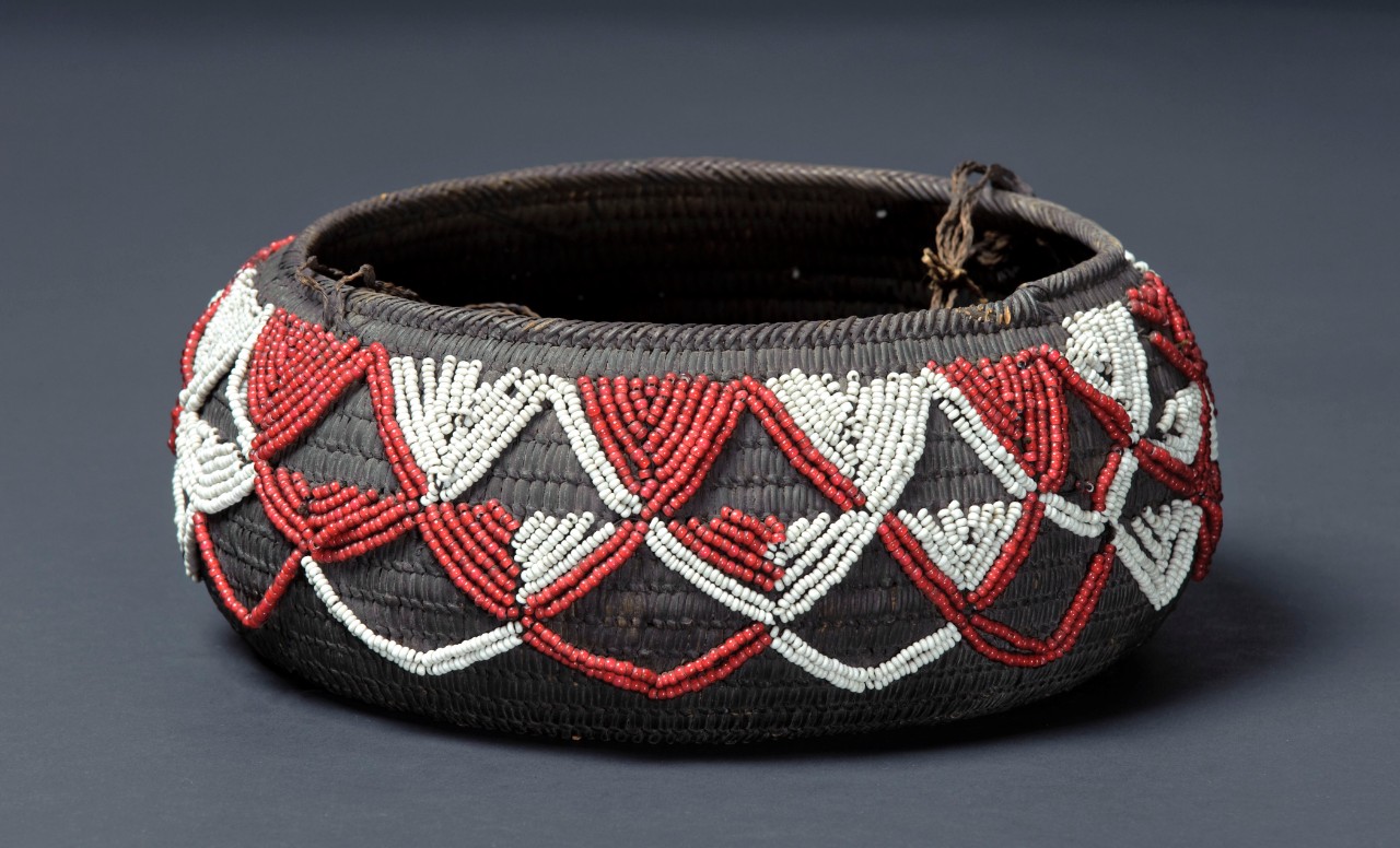 A photo of a Kato’alu (ceremonial basket), mid 19th century, unknown maker, Tonga.