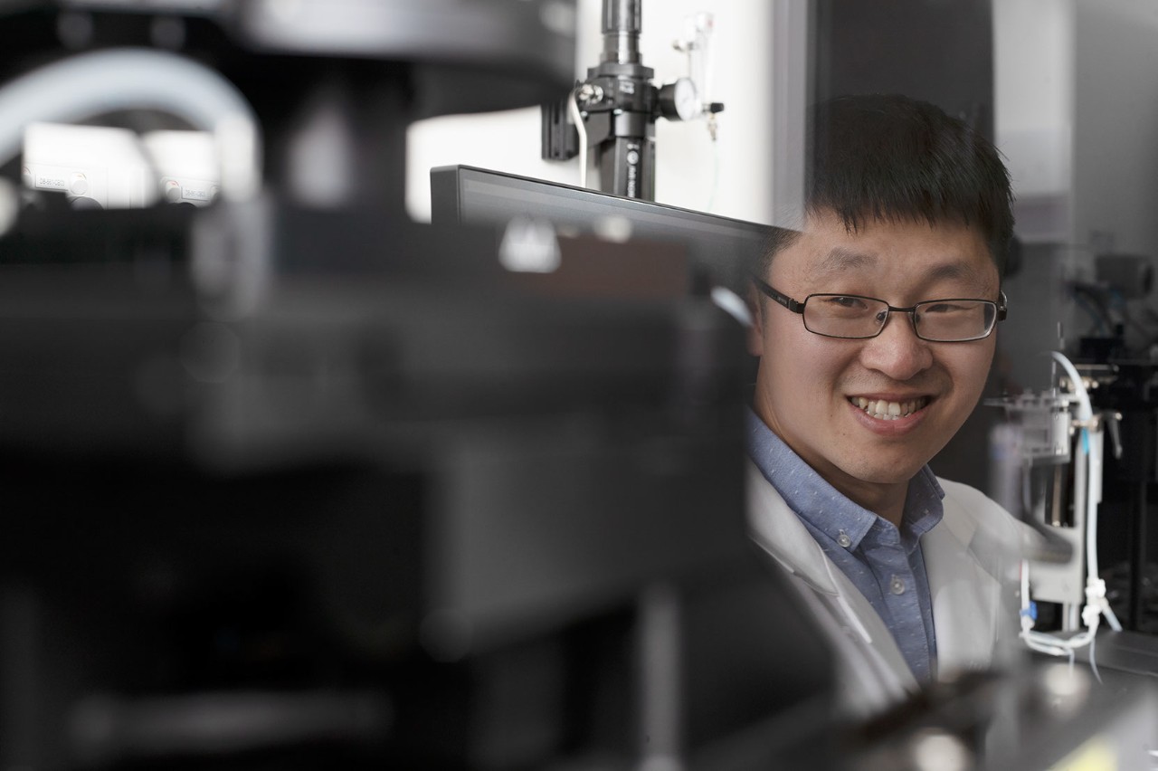 Dr Arnold Ju