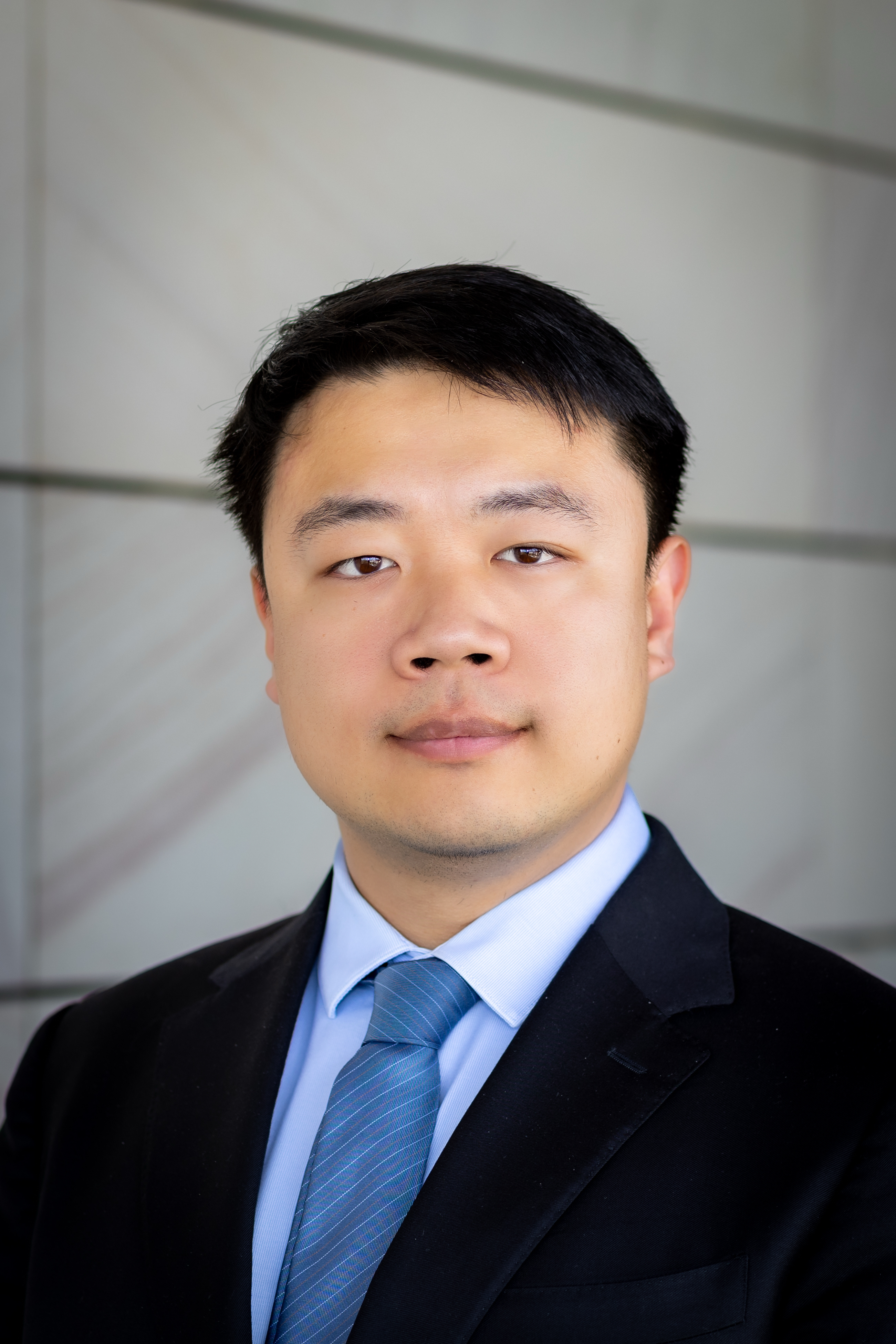 Weihong Liang