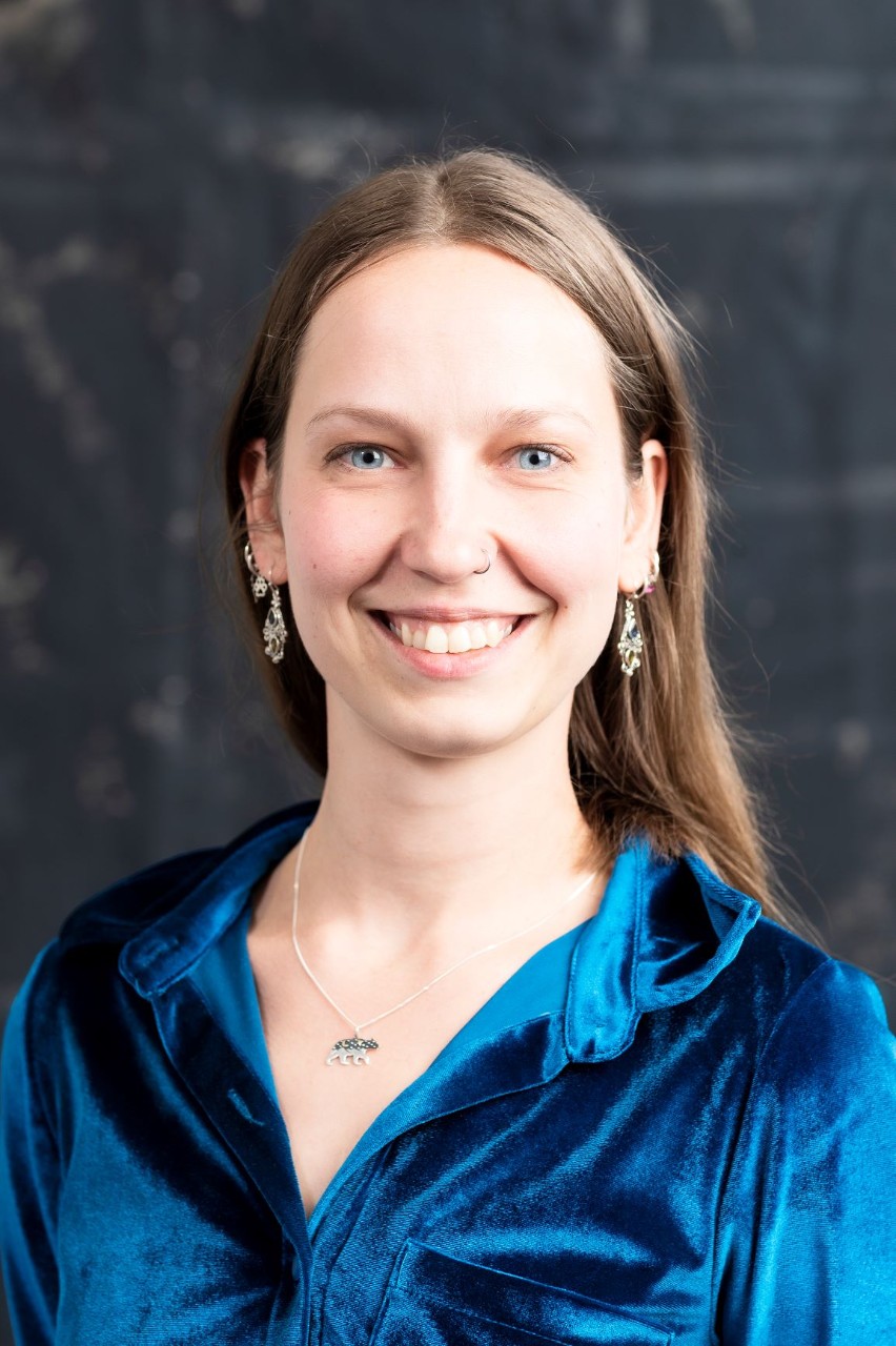 Dr Ewa Siedlecka