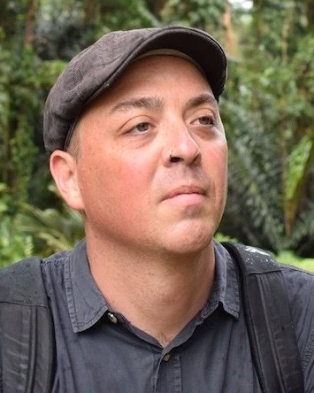 thom van dooren