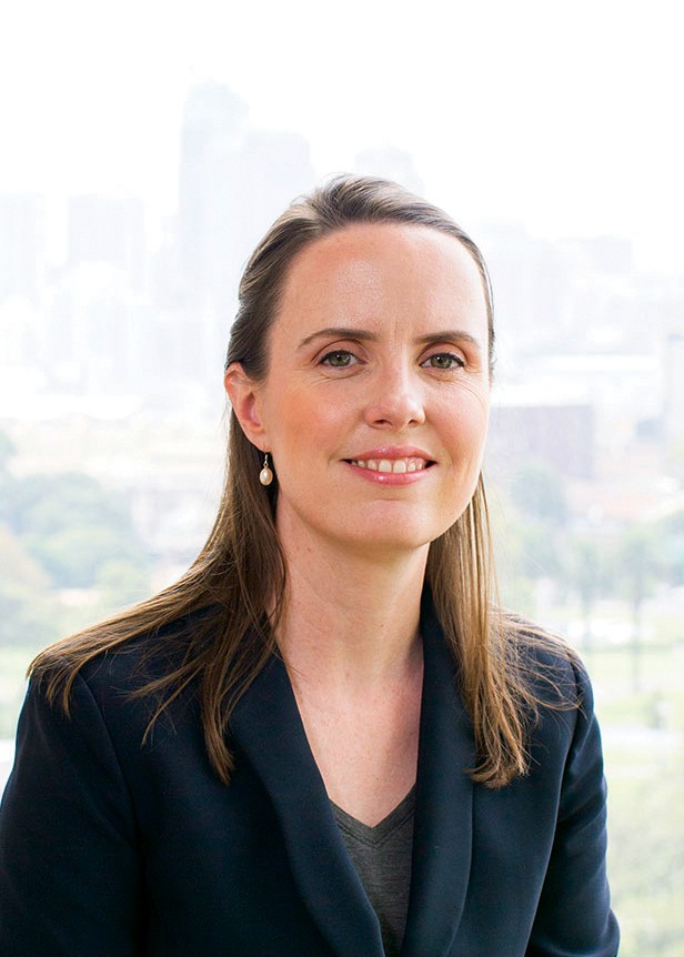 photo of Associate Professor Penelope Crossley