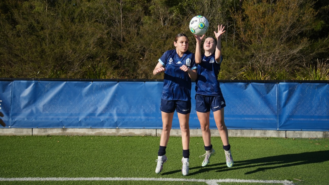 Players practising HeaderPrep exercises. 