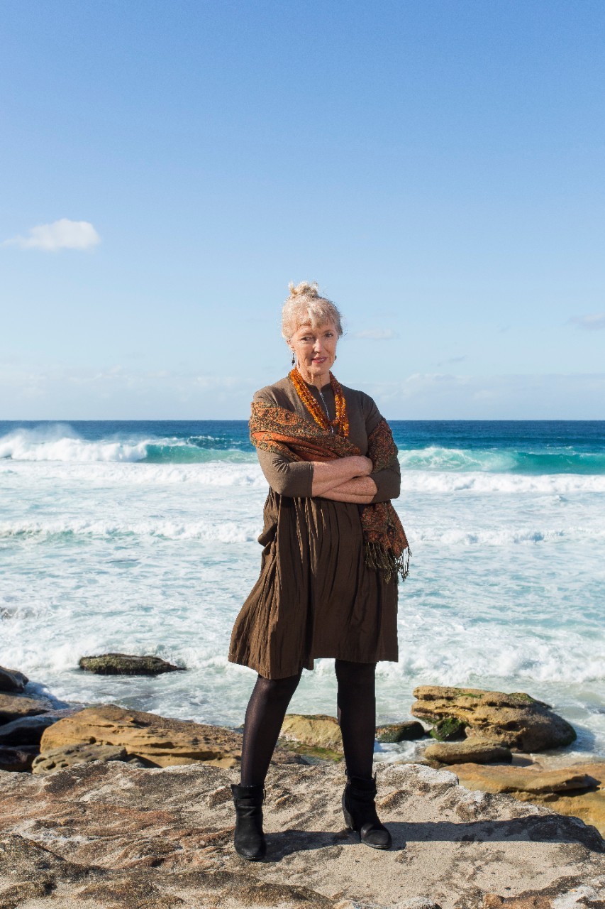 Dr Gillian Deakin